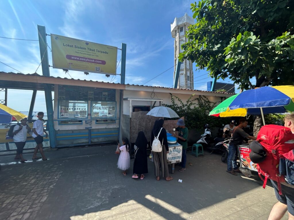 Local Boat Between Gili Trawangan and Lombok (Bangsal) ticket booth
