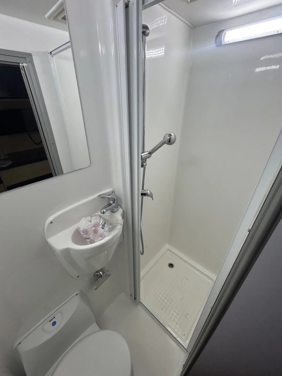 Star RV Polaris 4: The Space King