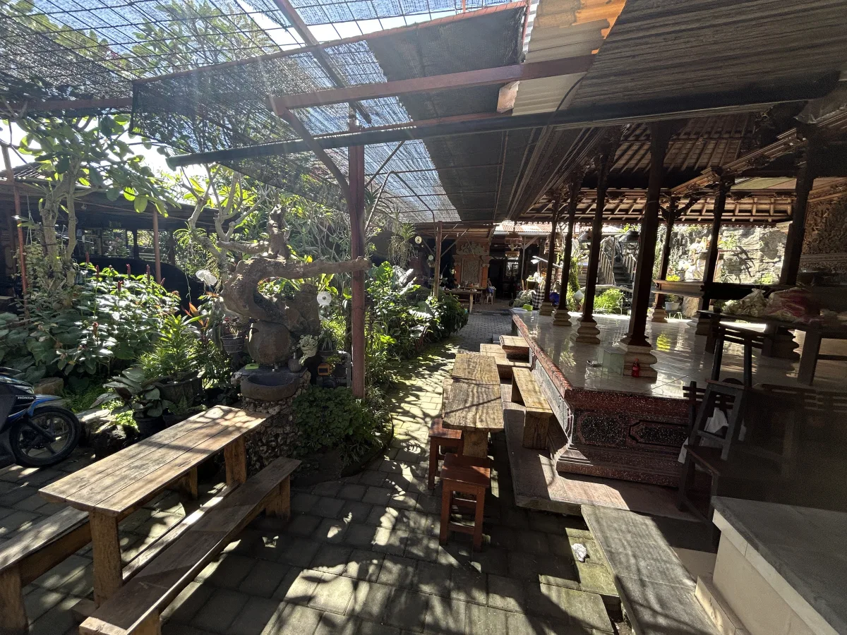 Warung Ajik: A True Seafood Restaurant Sanur Gem
