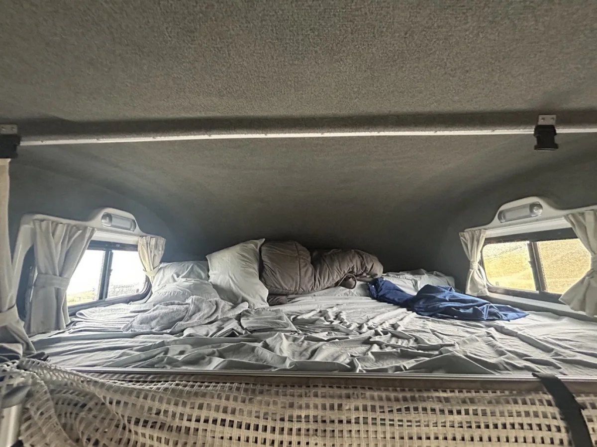 Star RV Polaris 4: The Space King