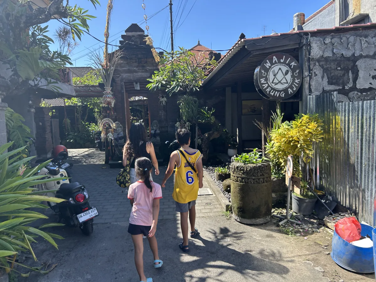 Warung Ajik Location