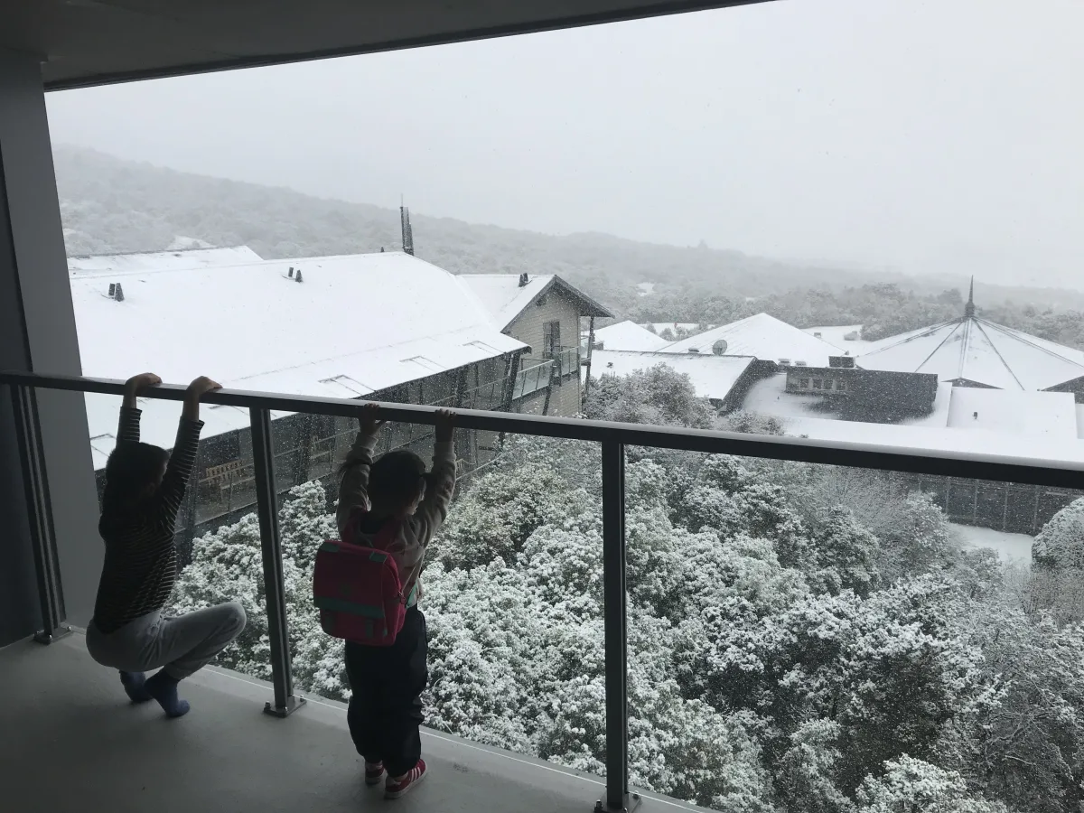 Hooker Valley Track hotel in winter