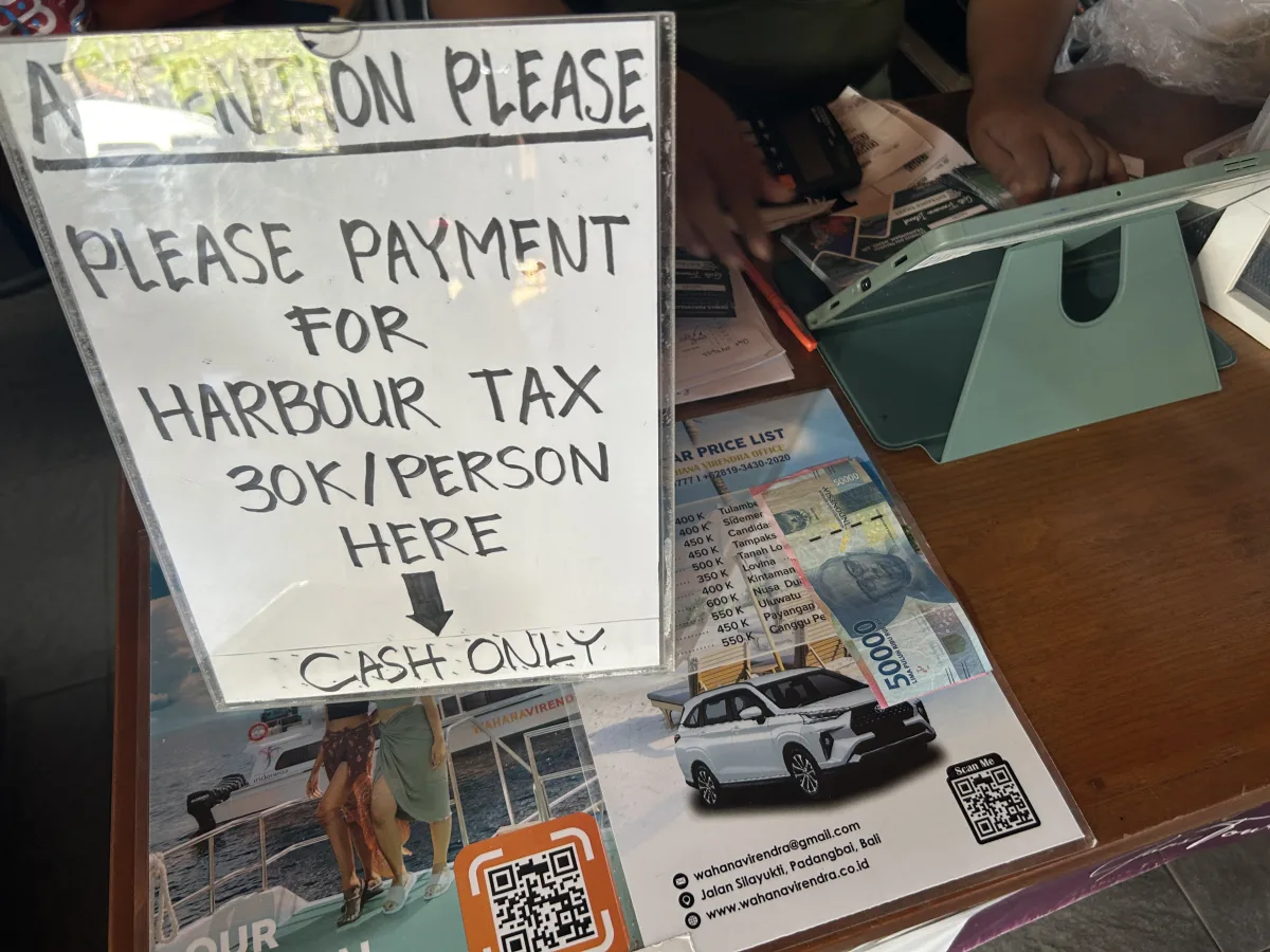 Padangbai harbour tax payment by cash only