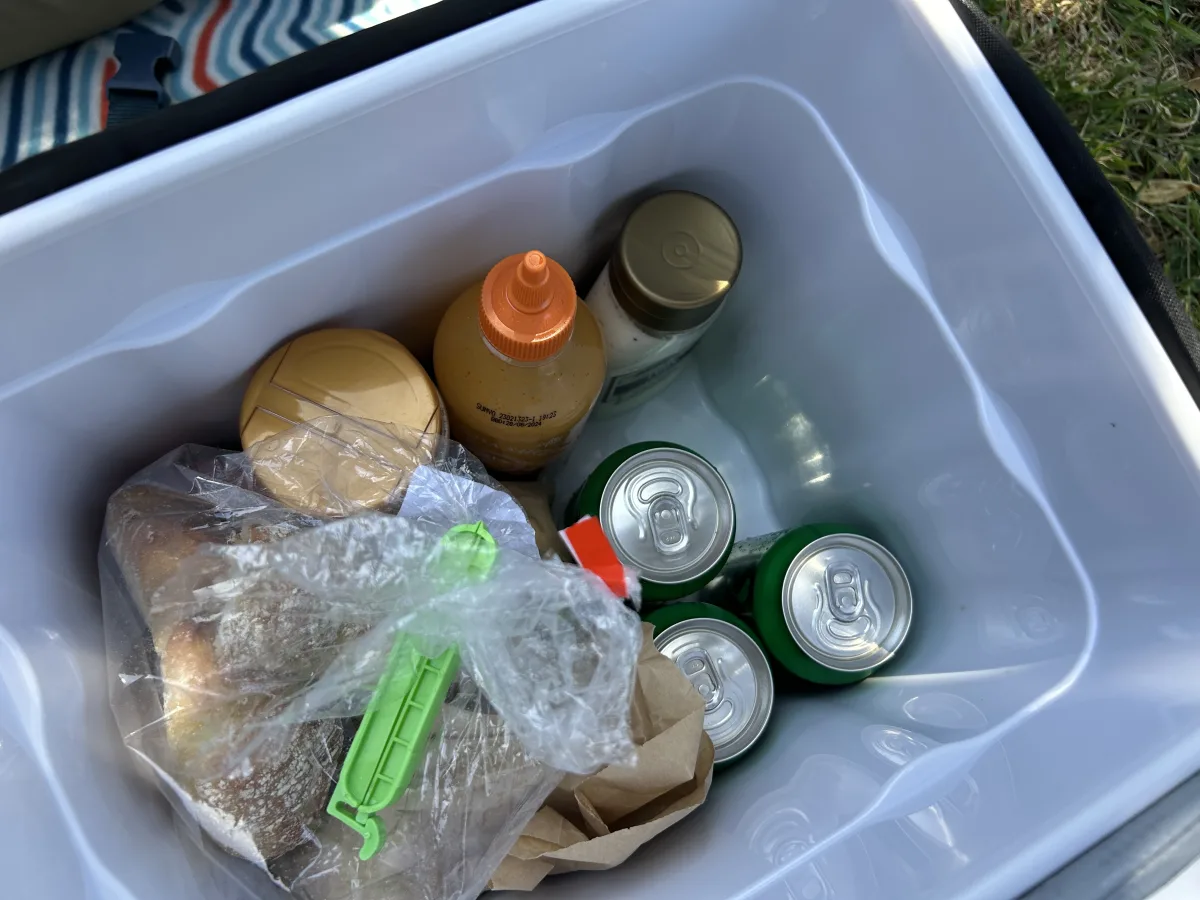 Money-Saving Tip: Bring your own ketchup and tartar sauce from home