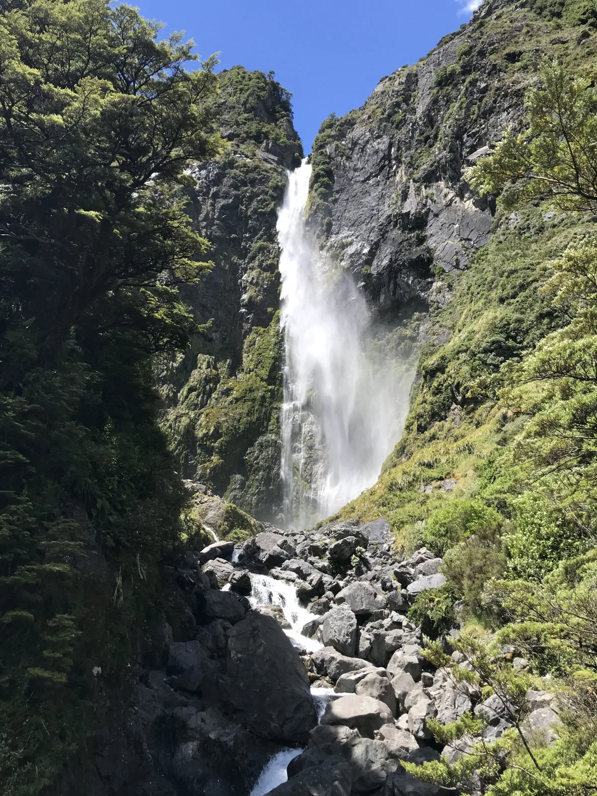 Devils Punchbowl waterfall