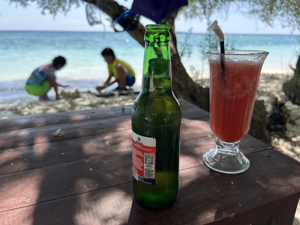 Gili Trawangan North Beach ‘Gilibong Sunset’ bar