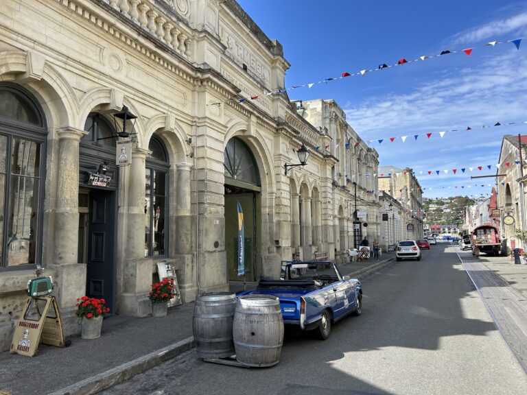 New Zealand Road Trip Apps: 4 Proven Tools for a Stress-Free Tour