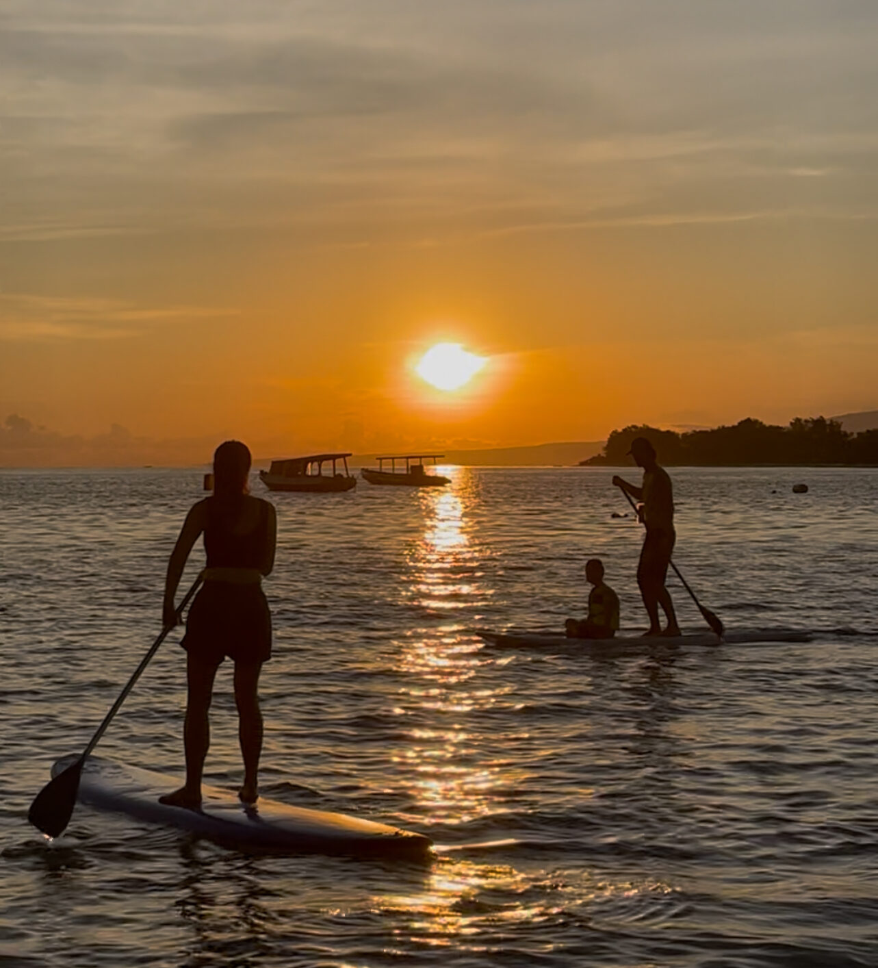 Gili Islands Things To Do with kids Sunrise paddleboarding