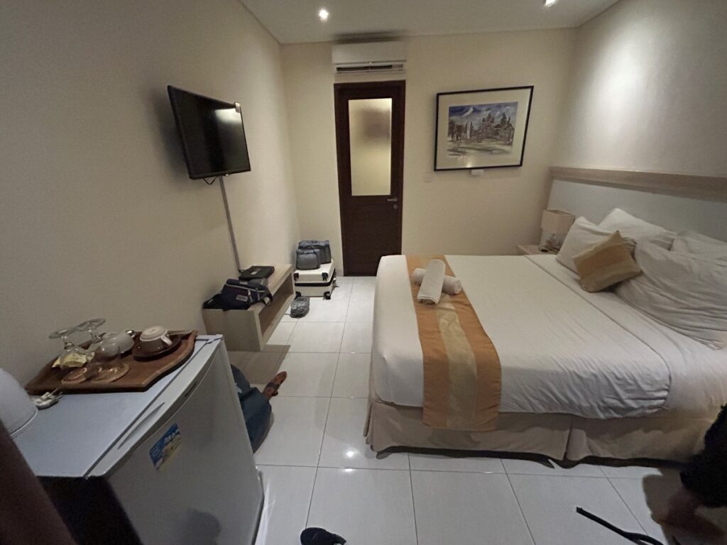 Sanur Accommodation Nyaman Guest House stardard room inside