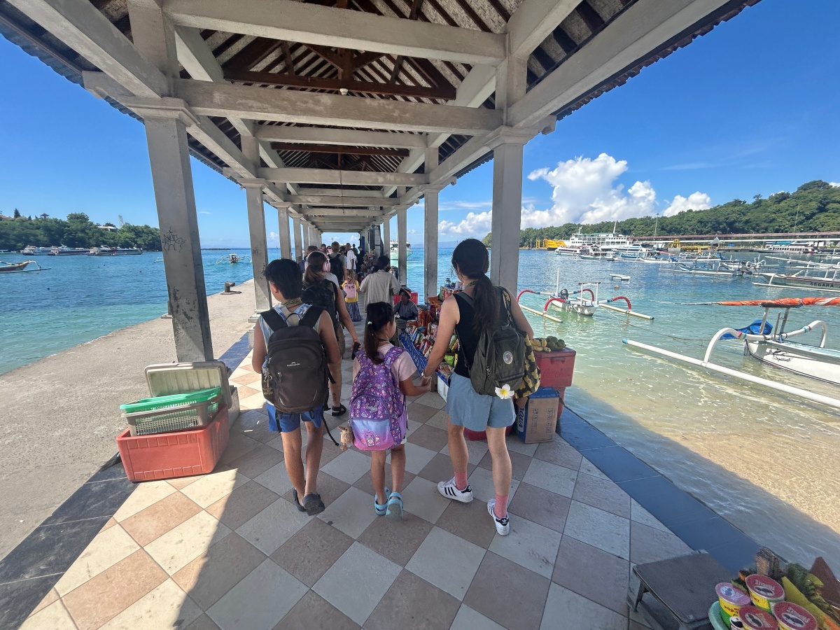 Bali to Gili with Kids: Booking a Fast Boat with Komang & Wahana Virendra (2025 Family Review)