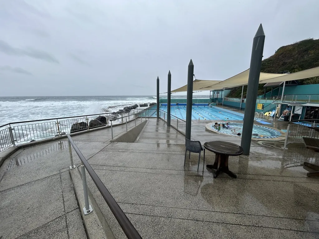 Dunedin With Kids: The Honest 2-Day Guide (Rainy Day Proof) St Clair Hot Saltwater Pool