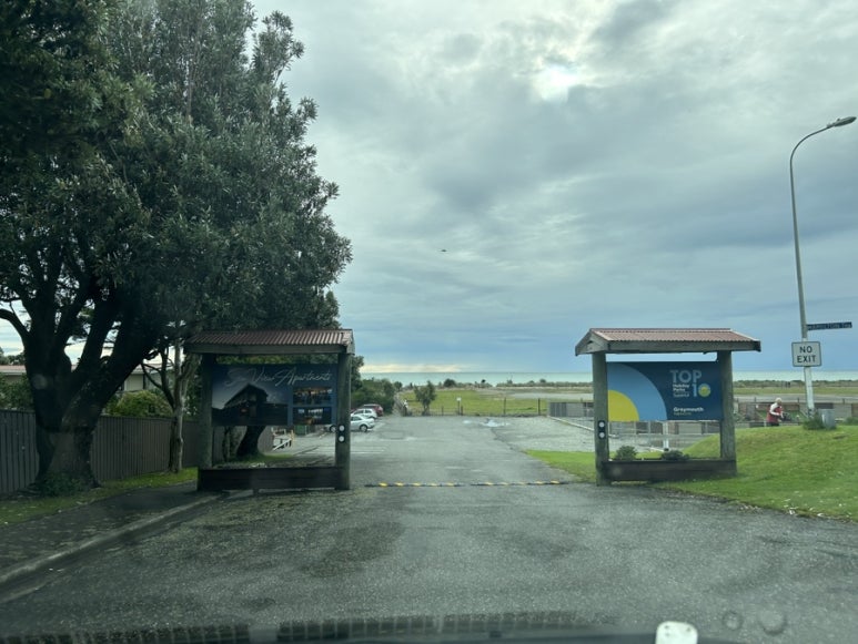 Greymouth Seaside TOP 10 Holiday Park family New Zealand