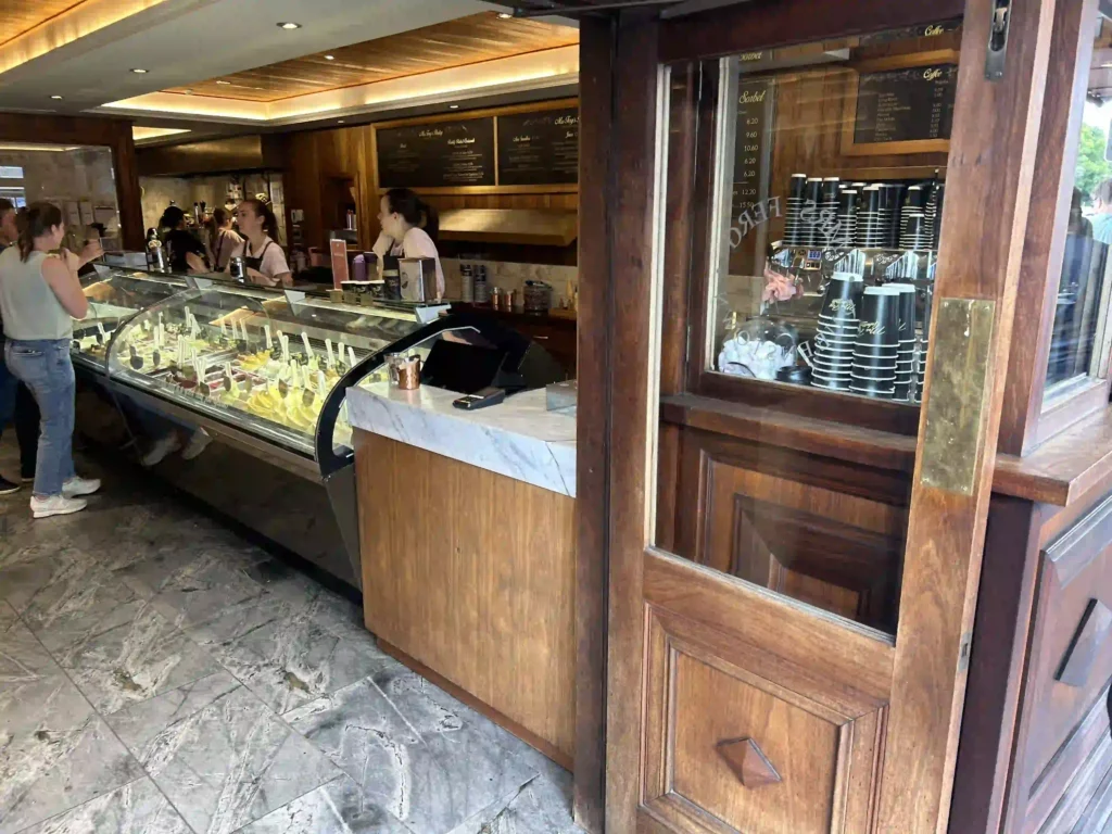 Queenstown with Kids: Ferg Gelato: The Pistachio Moment