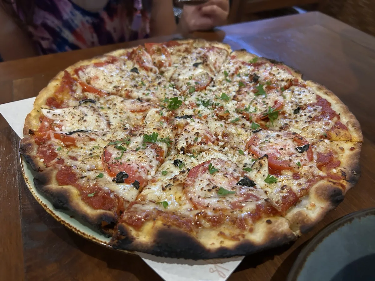 Pizza at Shinta warung in Kuta
