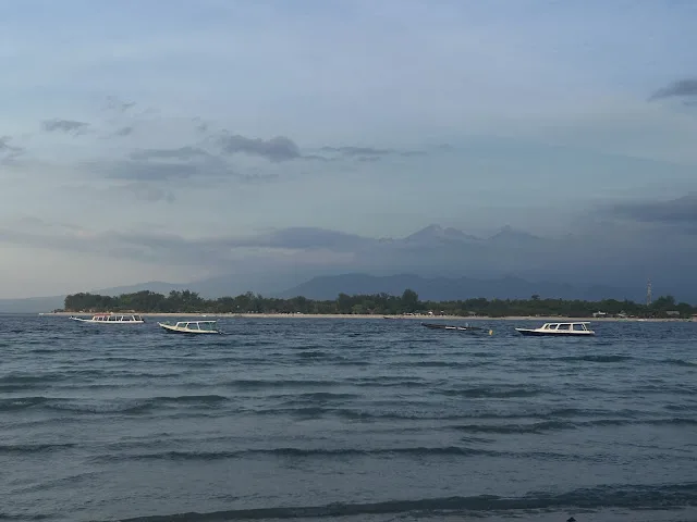 Running in Gili T