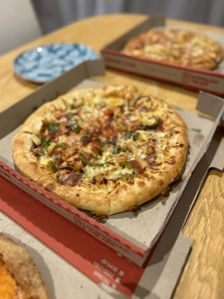 Pizza Hut Pizza & Our Family Favorites